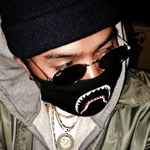 Meet your Posher, Deven